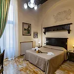 In Centro - Diffuso فندق مبيت وإفطار سيينا