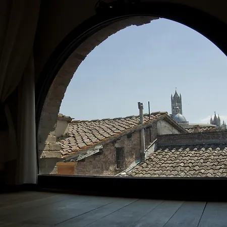In Centro - Diffuso 3* Siena