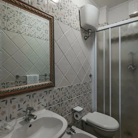 In Centro - Diffuso לינה וארוחת בוקר 2*