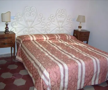 In Centro - Diffuso 3*