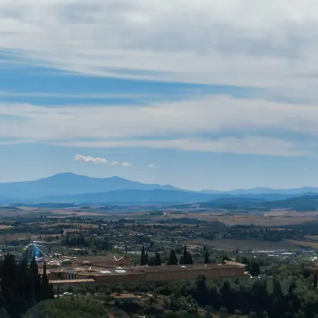 In Centro - Diffuso Bed & Breakfast Siena