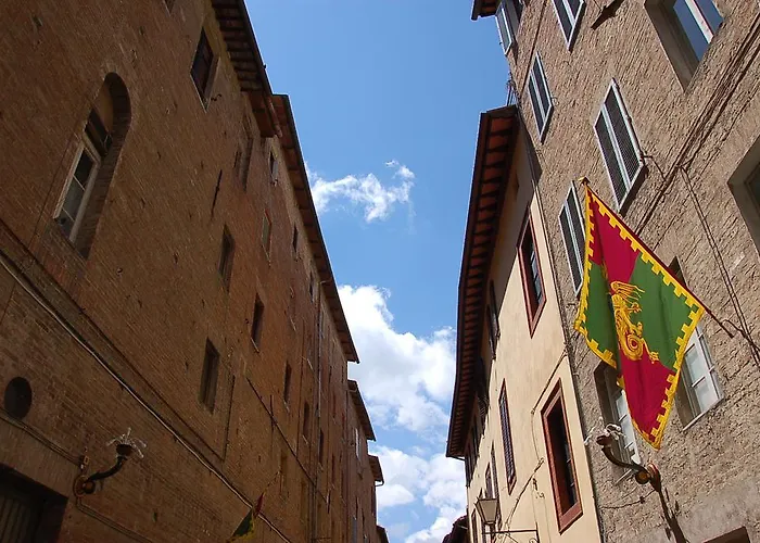 In Centro - Diffuso Panzió Siena